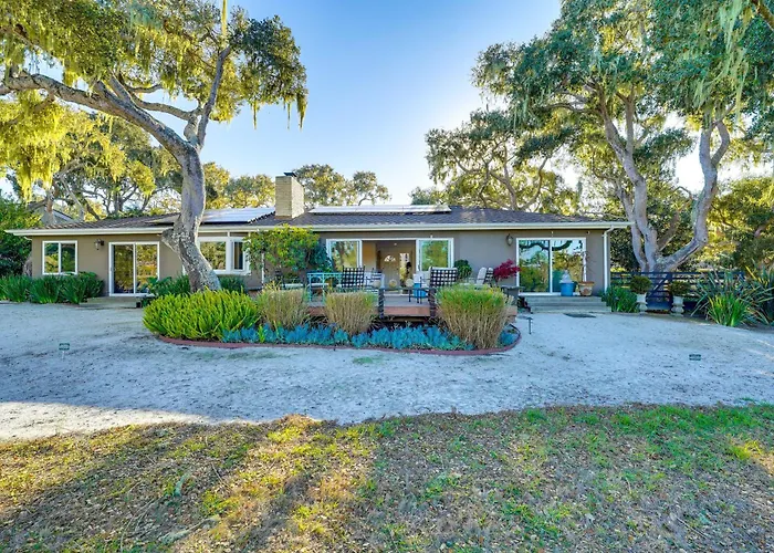 Golfer'S Oasis: Luxe Pebble Beach Home On 5Th Hole